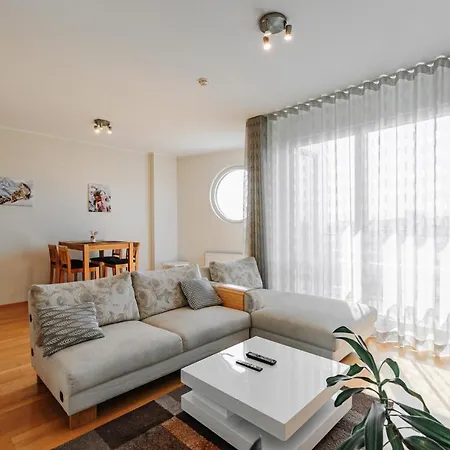 Apartment Airhome - Old Town View 2 *